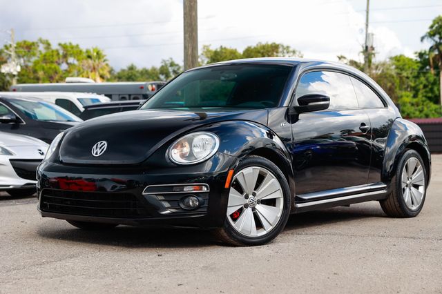 2014 Volkswagen Beetle Coupe 2dr DSG 2.0T Turbo R-Line PZEV - 22935468 - 0