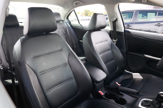 2014 Volkswagen Jetta Sedan 4dr Automatic SE - 22915774 - 15
