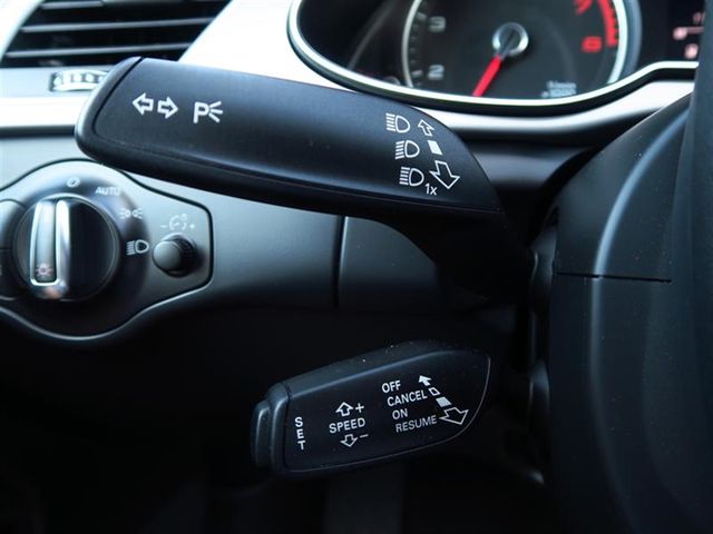 2015 Audi A4 4dr Sedan CVT FrontTrak 2.0T Premium - 17081837 - 26