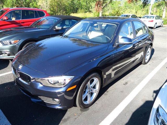 2015 BMW 3 Series 320i - 17046325 - 1