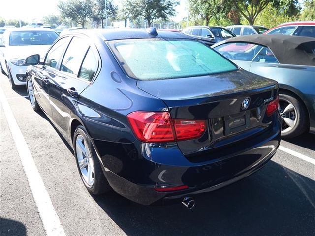 2015 BMW 3 Series 320i - 17046325 - 2