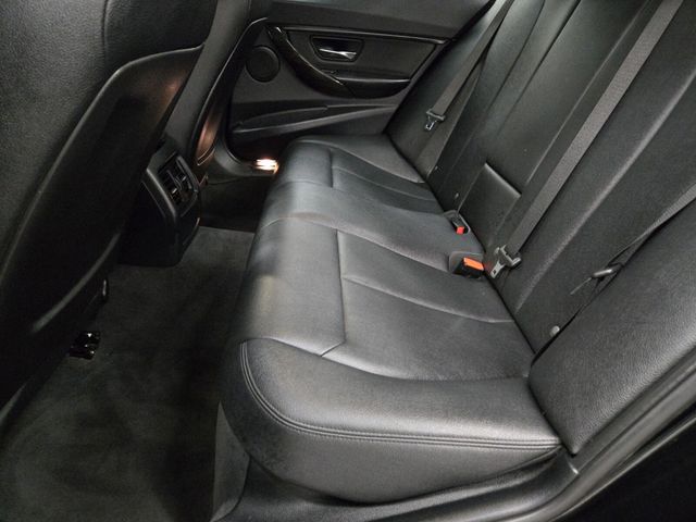 2015 BMW 3 Series 320i xDrive - 22903997 - 8