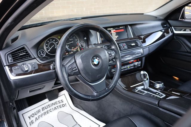 2015 BMW 5 Series 528i xDrive - 22936081 - 23