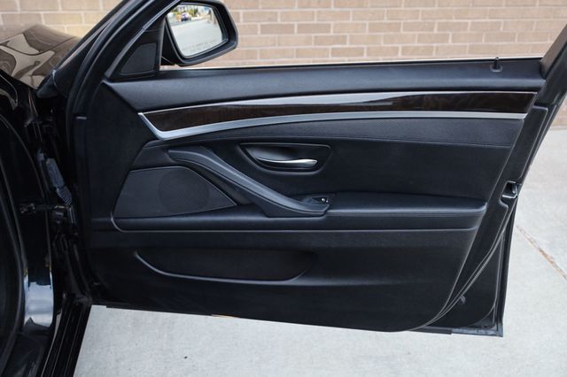 2015 BMW 5 Series 528i xDrive - 22936081 - 27