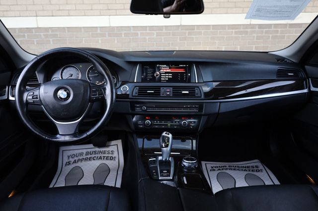 2015 BMW 5 Series 528i xDrive - 22936081 - 29