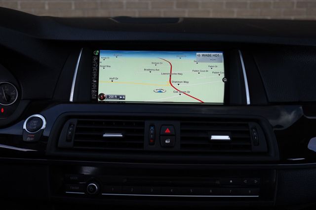 2015 BMW 5 Series 528i xDrive - 22936081 - 30