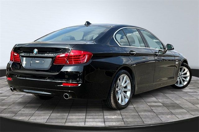 2015 BMW 5 Series 535i xDrive - 22897984 - 4