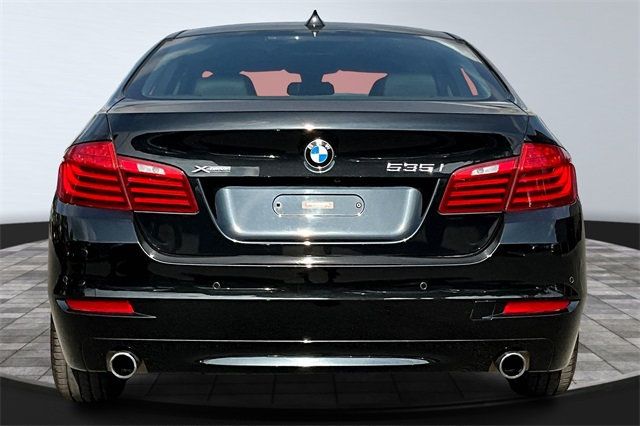 2015 BMW 5 Series 535i xDrive - 22897984 - 5