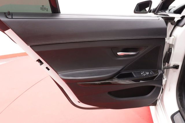2015 BMW 6 Series  - 21000738 - 19