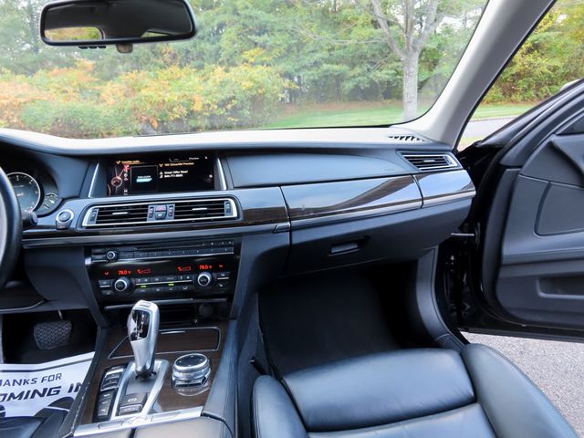 2015 BMW 7 Series 740Ld xDrive - 22937957 - 33