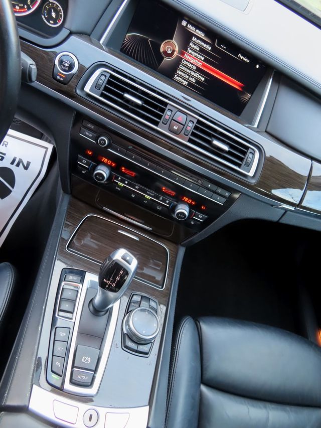 2015 BMW 7 Series 740Ld xDrive - 22937957 - 39