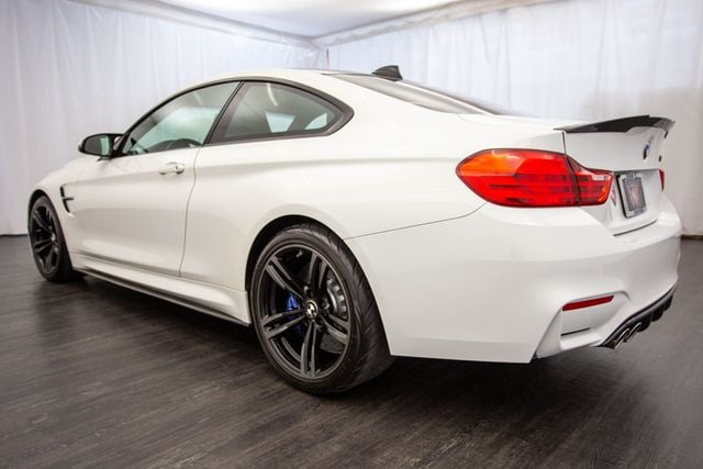 2015 BMW M4 2dr Coupe - 22395546 - 26