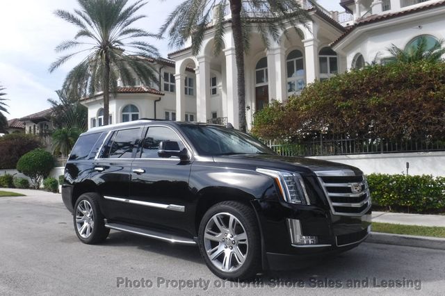 2015 Cadillac Escalade Luxury 4X4 - 22221285 - 19
