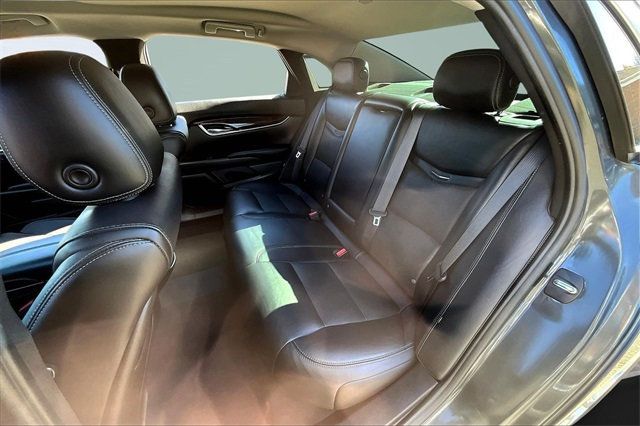 2015 Cadillac XTS 4dr Sedan Luxury AWD - 22931250 - 15