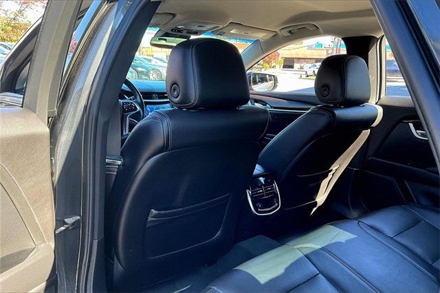 2015 Cadillac XTS 4dr Sedan Luxury AWD - 22931250 - 16