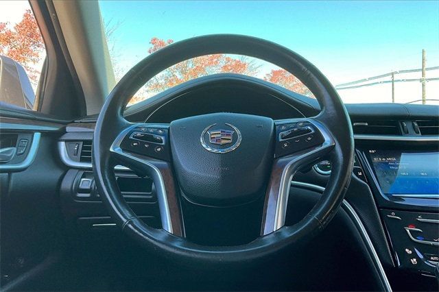 2015 Cadillac XTS 4dr Sedan Luxury AWD - 22931250 - 18