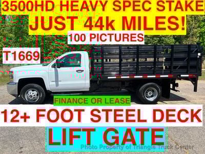 2015 Chevrolet 3500HD 12+ FOOT STAKE LIFT GATE JUST 44k MILES!