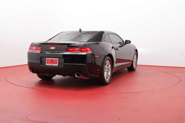 2015 Chevrolet Camaro LS - 20881152 - 4