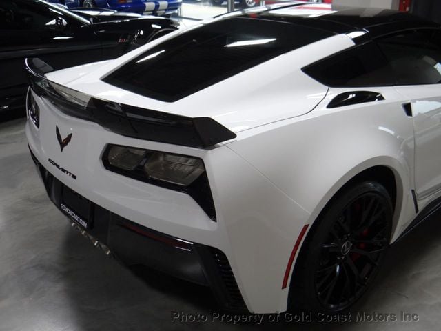 2015 Chevrolet Corvette Z06 *7-Speed Manual* *Z07 Performance Pkg* *3LZ* *Carbon Fiber Pkg* - 22064313 - 50