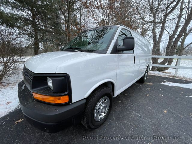 2015 Chevrolet Express Cargo Van RWD 3500 135" - 22283183 - 1