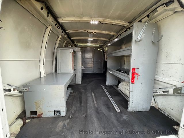 2015 Chevrolet Express Cargo Van RWD 3500 155" - 22318624 - 26