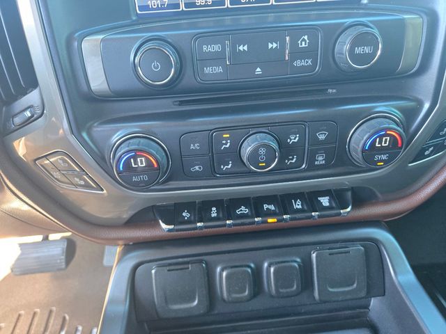 2015 Chevrolet Silverado 3500HD  - 22935071 - 14
