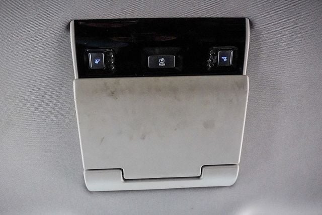 2015 Chevrolet Tahoe 4WD 4dr LT - 22910131 - 23