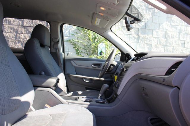 2015 Chevrolet Traverse AWD 4dr LS - 22917081 - 15