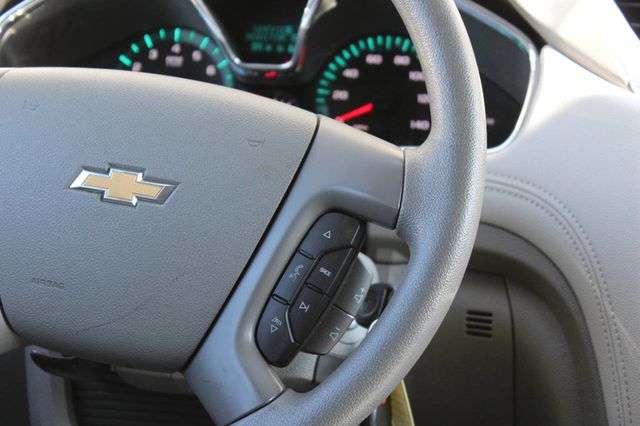 2015 Chevrolet Traverse AWD 4dr LS - 22917081 - 23