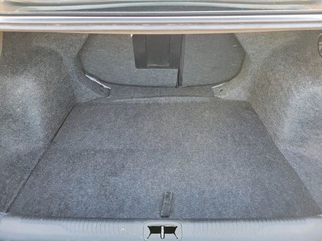 2015 Chrysler 200 Limited Sedan 4D - 22932427 - 11