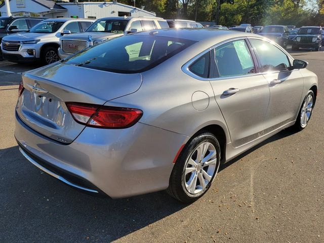 2015 Chrysler 200 Limited Sedan 4D - 22932427 - 14
