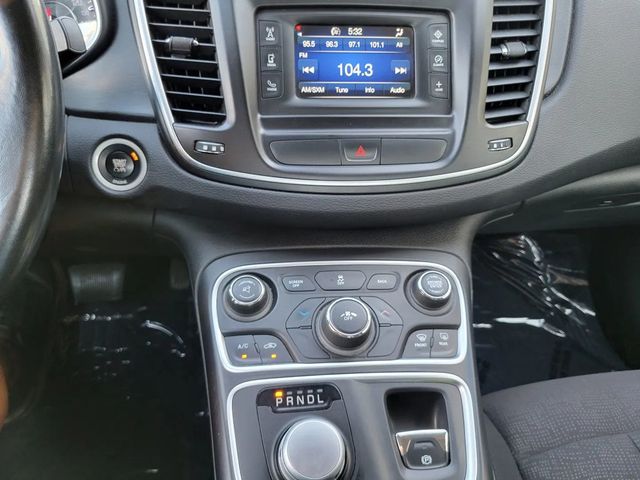 2015 Chrysler 200 Limited Sedan 4D - 22932427 - 7