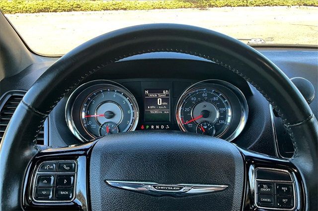 2015 Chrysler Town & Country 4dr Wagon S - 22927188 - 21