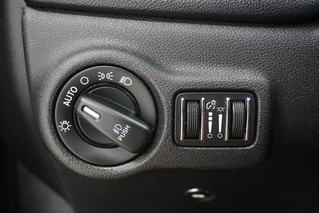 2015 Dodge Dart 4dr Sedan SXT - 22934539 - 17