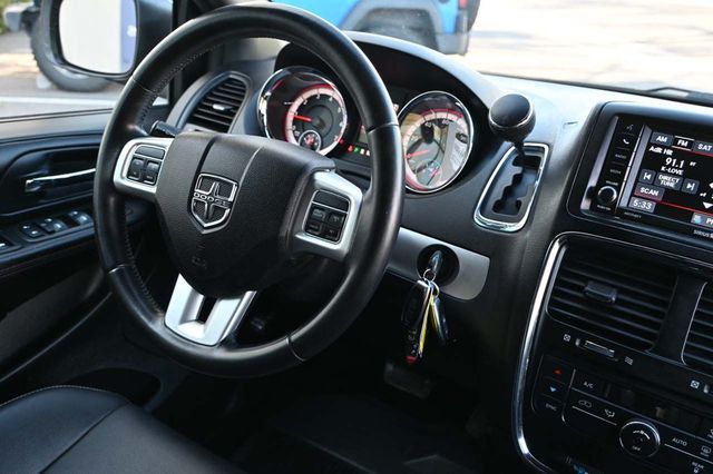 2015 Dodge Grand Caravan 4dr Wagon R/T - 22925787 - 21
