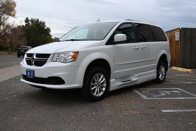 2015 Dodge Grand Caravan SXT Mobility Handicap Van - 22937860 - 9
