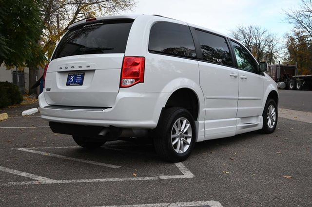 2015 Dodge Grand Caravan SXT Mobility Handicap Van - 22937860 - 5