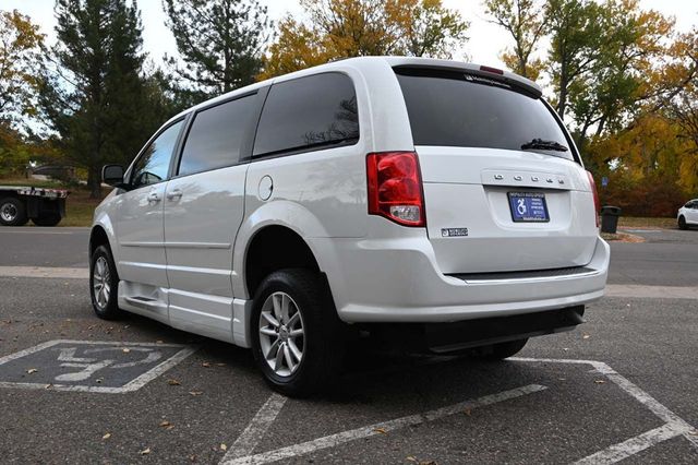 2015 Dodge Grand Caravan SXT Mobility Handicap Van - 22937860 - 7