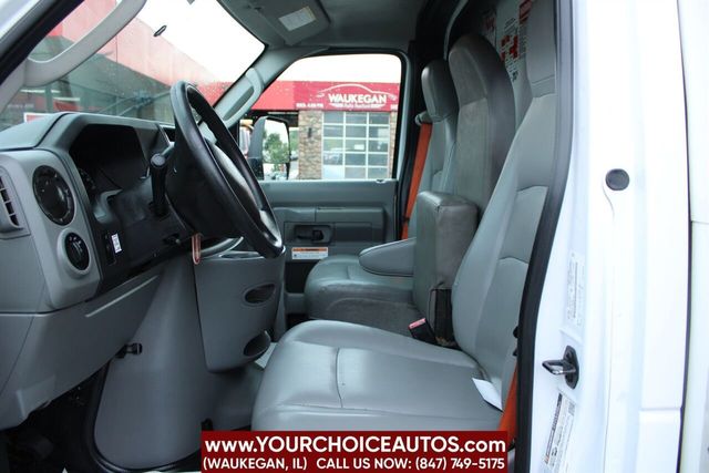 2015 Ford Econoline Commercial Cutaway E 350 SD 2dr 176 in. WB DRW Cutaway Chassis - 22121563 - 29