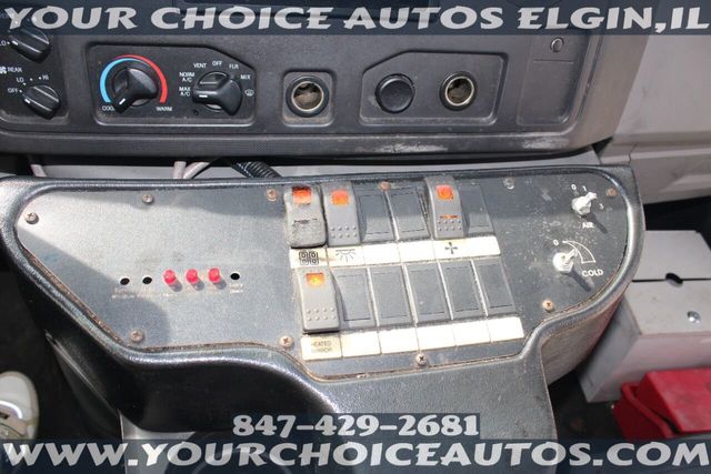 2015 Ford Econoline Commercial Cutaway E 450 SD 2dr Commercial/Cutaway/Chassis 158 176 in. WB - 21922984 - 26
