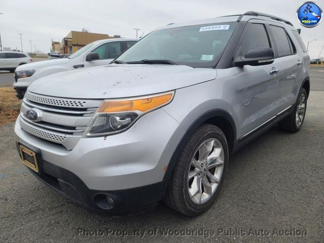 2015 Ford Explorer XLT's photo