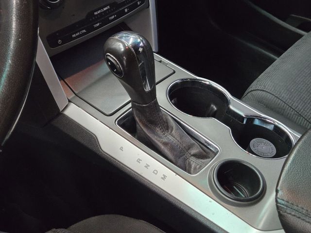 2015 Ford Explorer FWD 4dr XLT - 22894994 - 18