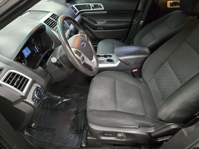 2015 Ford Explorer FWD 4dr XLT - 22894994 - 6