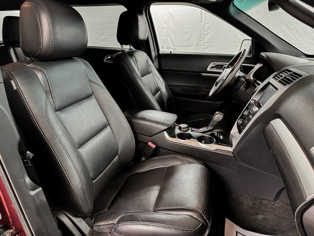 2015 Ford Explorer XLT 4WD - 22924776 - 12