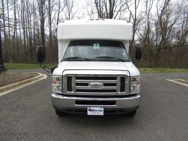 2015 Ford E-450 Goshen II 21 Passengers + Driver - 22366588 - 2