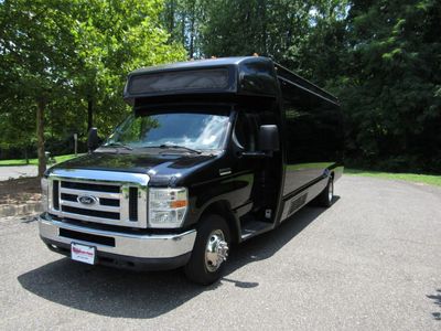 2015 Ford E-450 Krystal KK28 Executive - 1FDXE4FS9FDA15819
