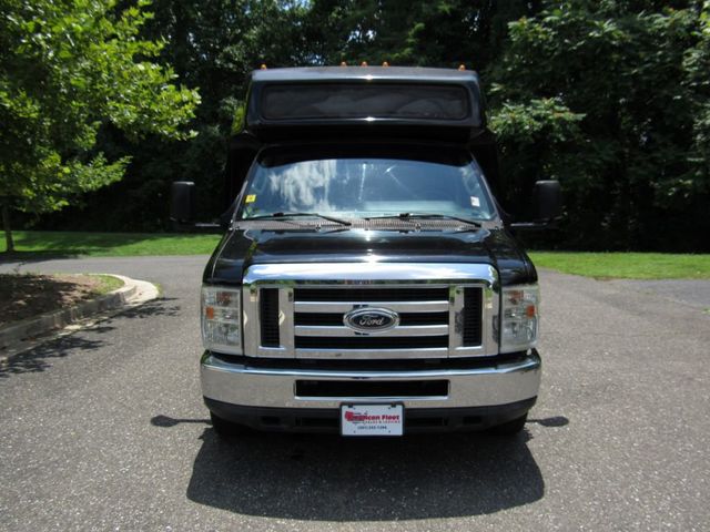 2015 Ford E-450 Krystal KK28 Executive 25 Passengers + Rear Luggage - 22894220 - 1
