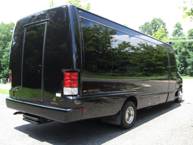 2015 Ford E-450 Krystal KK28 Executive 25 Passengers + Rear Luggage - 22894220 - 4