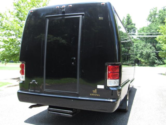 2015 Ford E-450 Krystal KK28 Executive 25 Passengers + Rear Luggage - 22894220 - 5