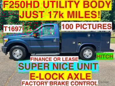 2015 Ford F250HD UTILITY JUST 17k MILES!